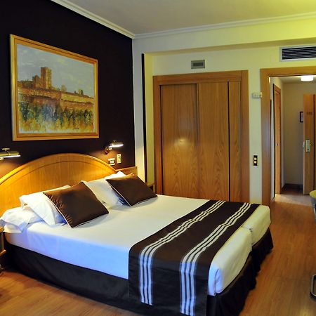 Zenit Dos Infantas Hotel Замора Екстериор снимка