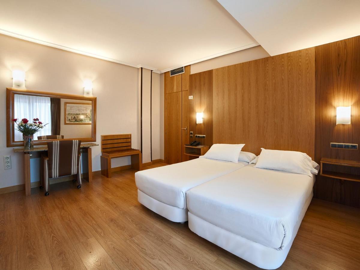Zenit Dos Infantas Hotel Замора Екстериор снимка