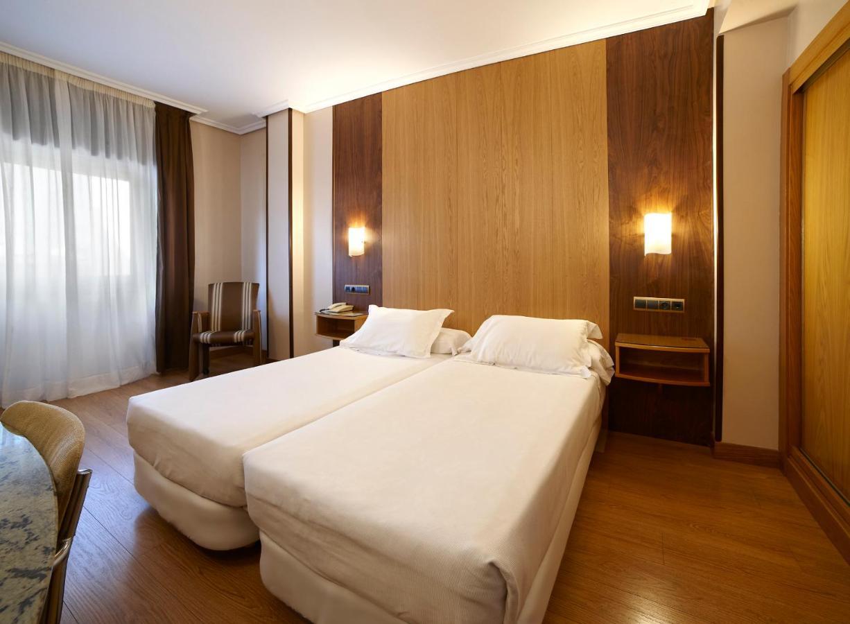 Zenit Dos Infantas Hotel Замора Екстериор снимка