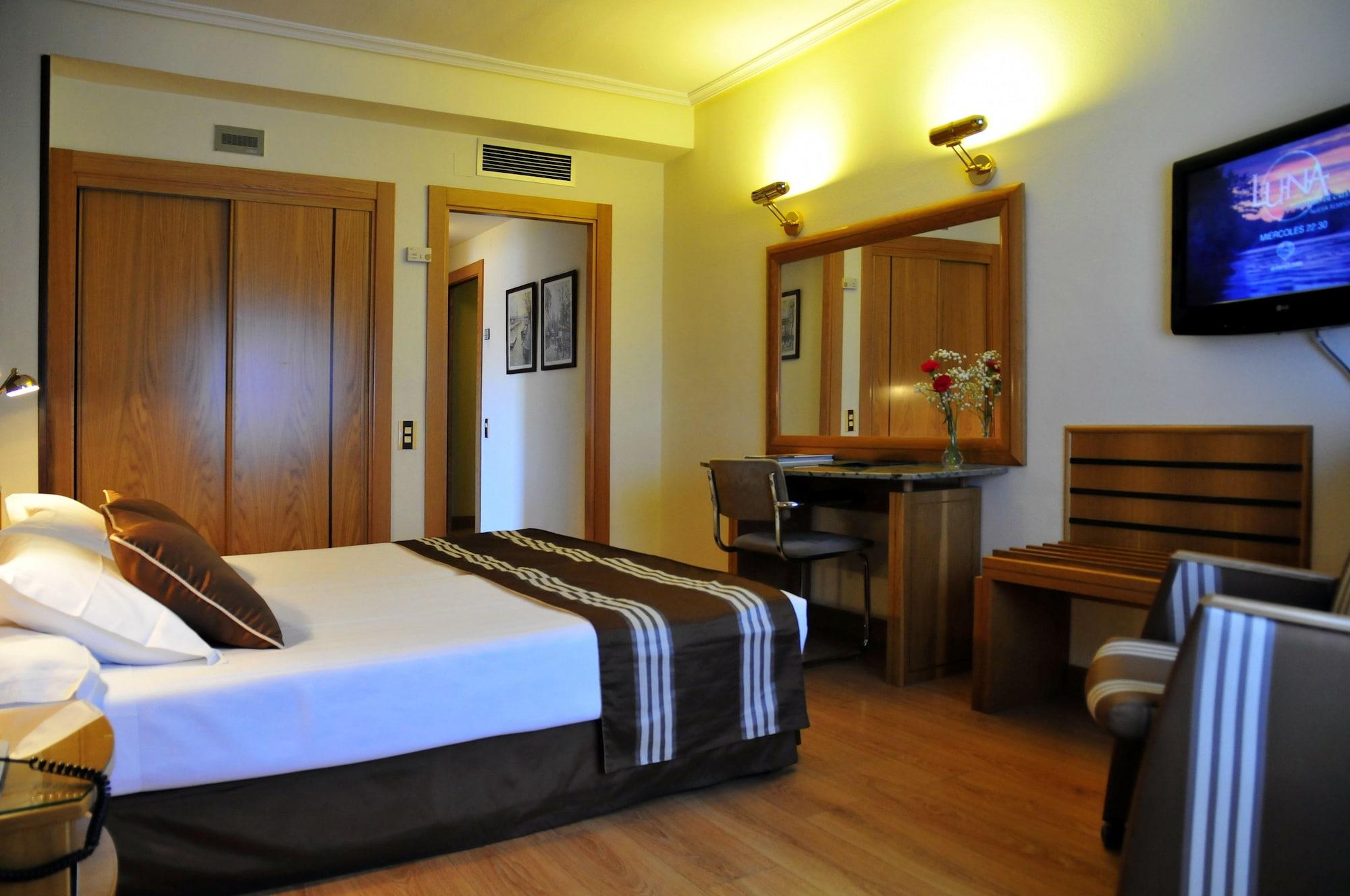 Zenit Dos Infantas Hotel Замора Екстериор снимка